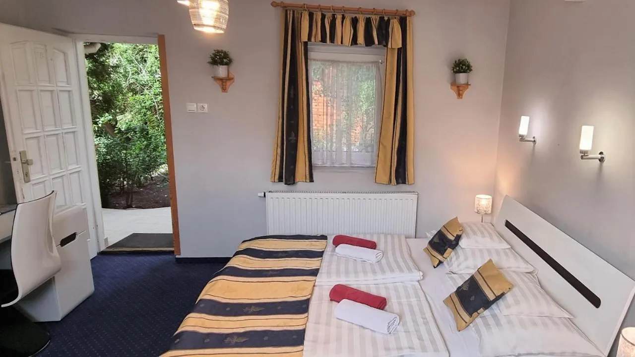Hotel Romantik Eger