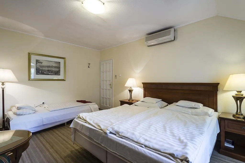 Hotel Romantik Eger 3*,  Hungary