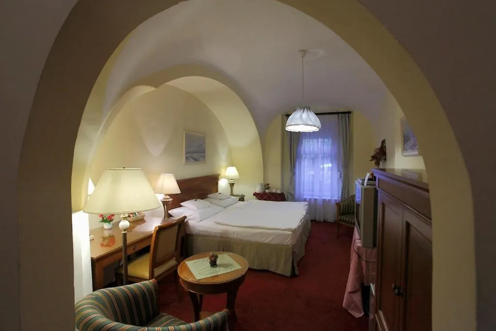 Hotel Romantik Eger