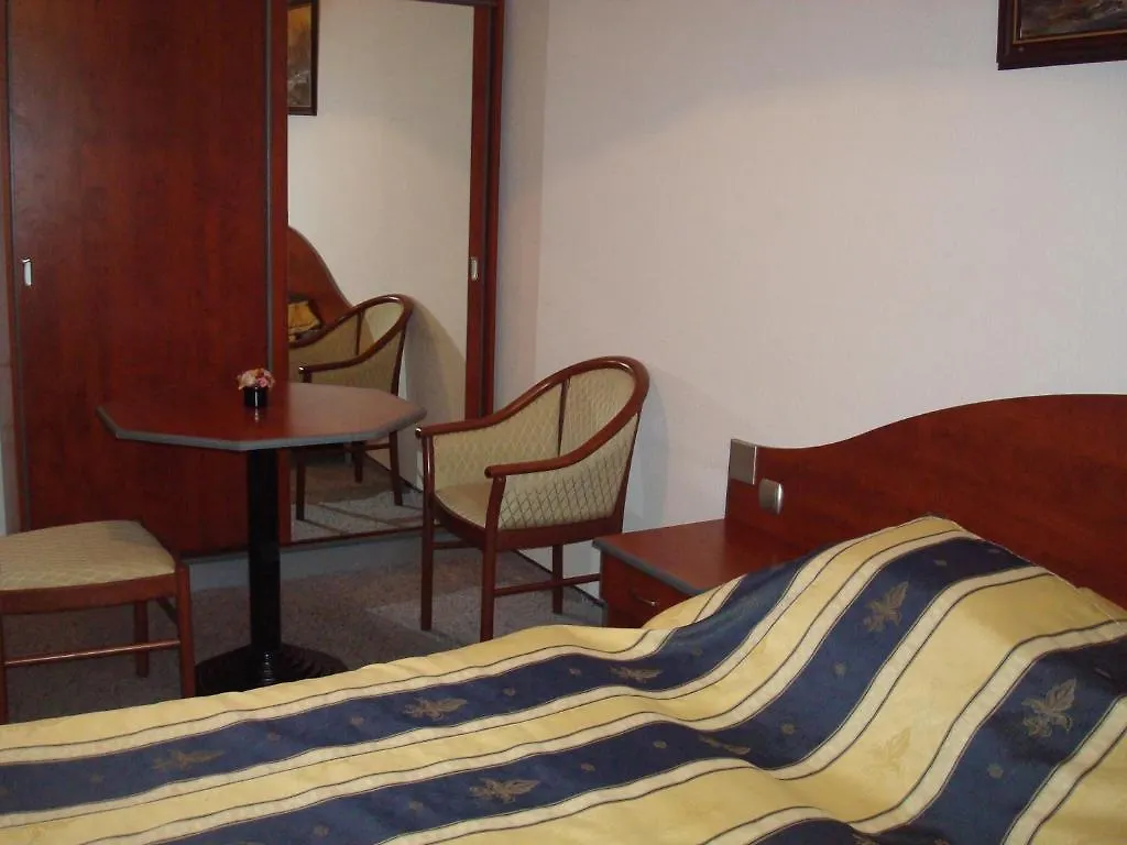 Hotel Romantik Eger