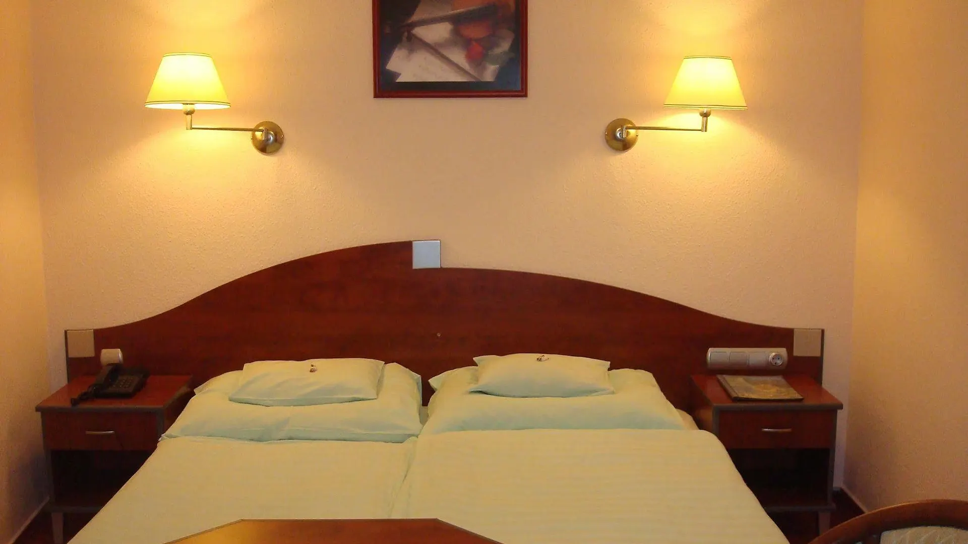Hotel Romantik Eger
