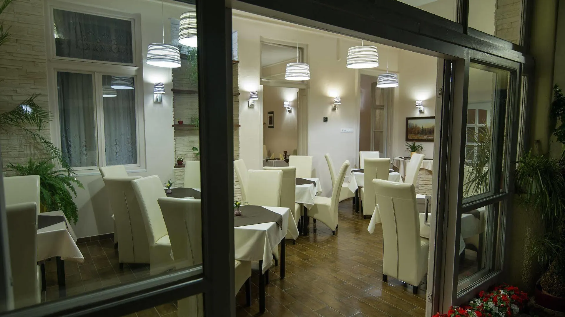 Hotel Romantik Eger